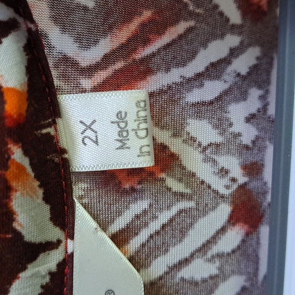 Mlle Gabrielle Brown/Orange/Red V-Neck Maxi Dress. Size 2X - Picture 7 of 8